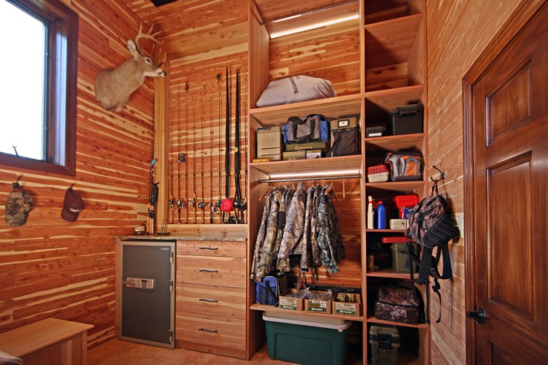 hunting closet