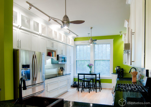 kitchen paint colors with white cabinets